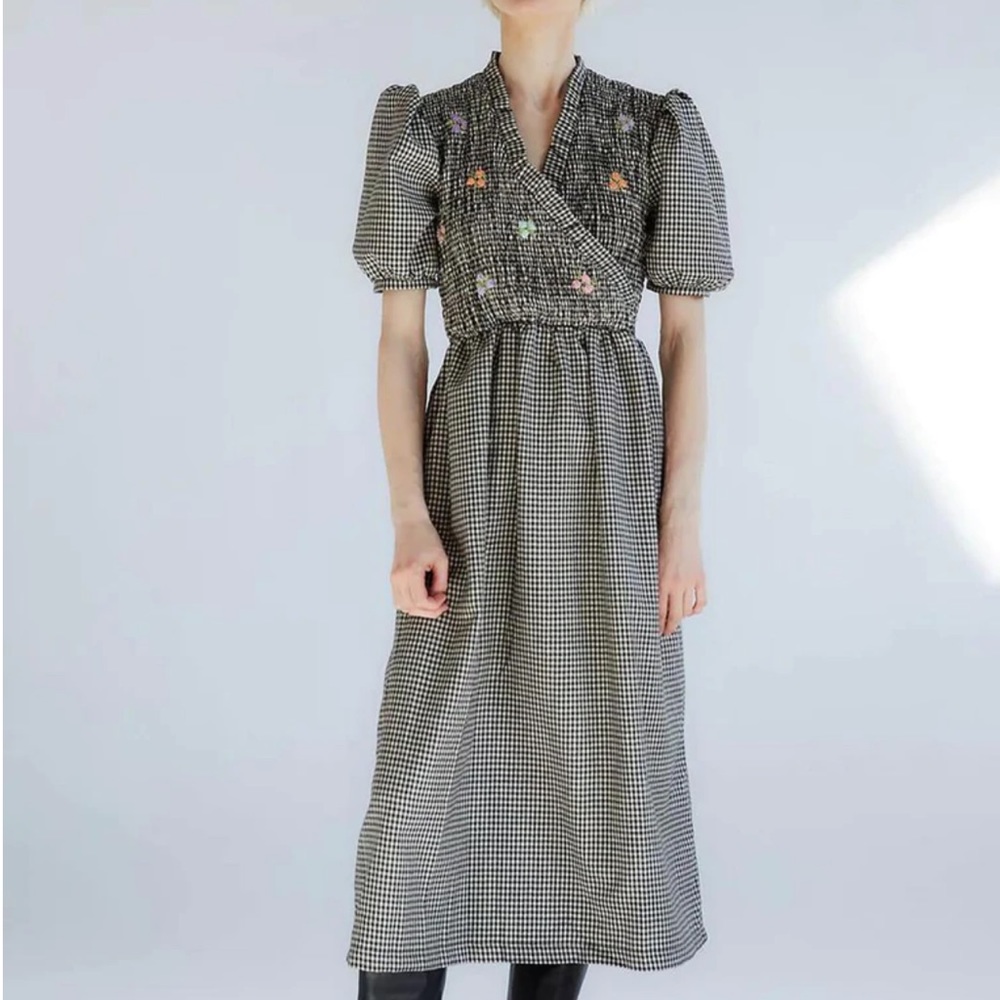 Tach Adelfa Smocked Wrap Dress Black And White Size… Gem